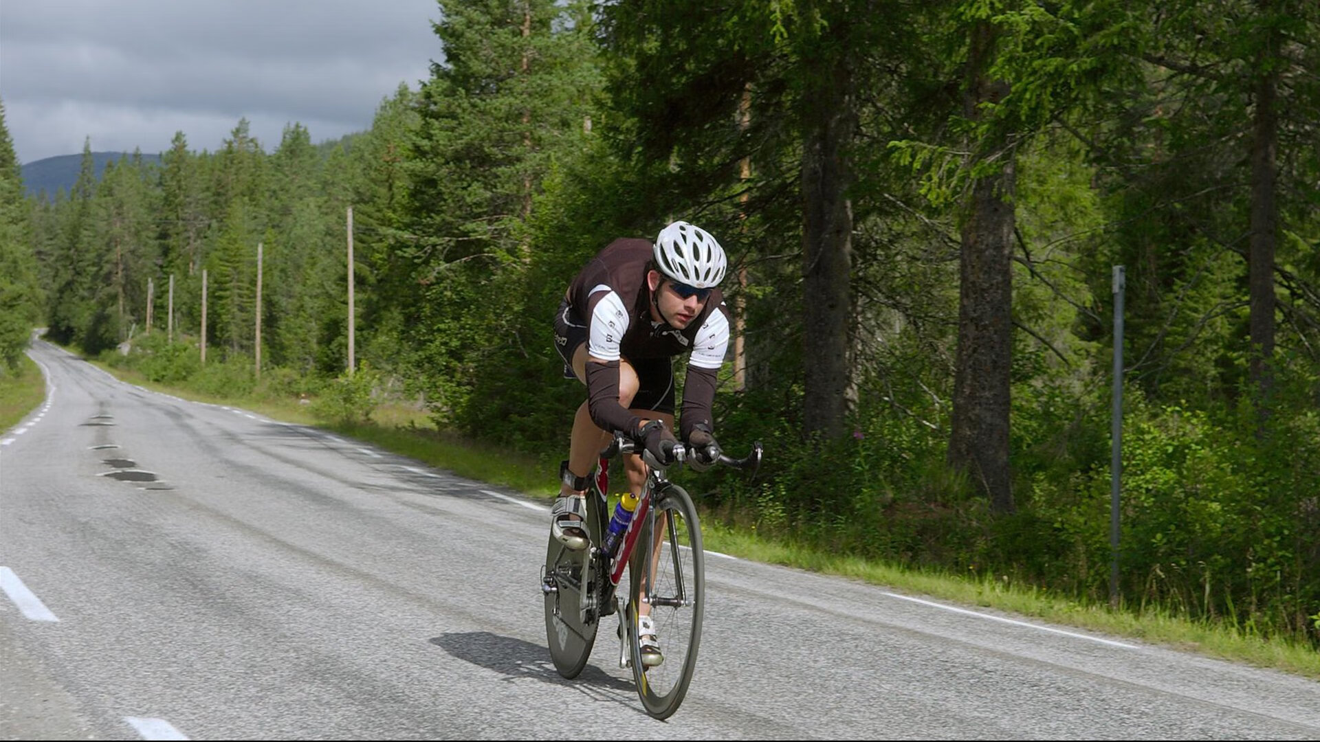 亚洲跳远新星闪耀国际赛场 创个人最佳成绩夺金