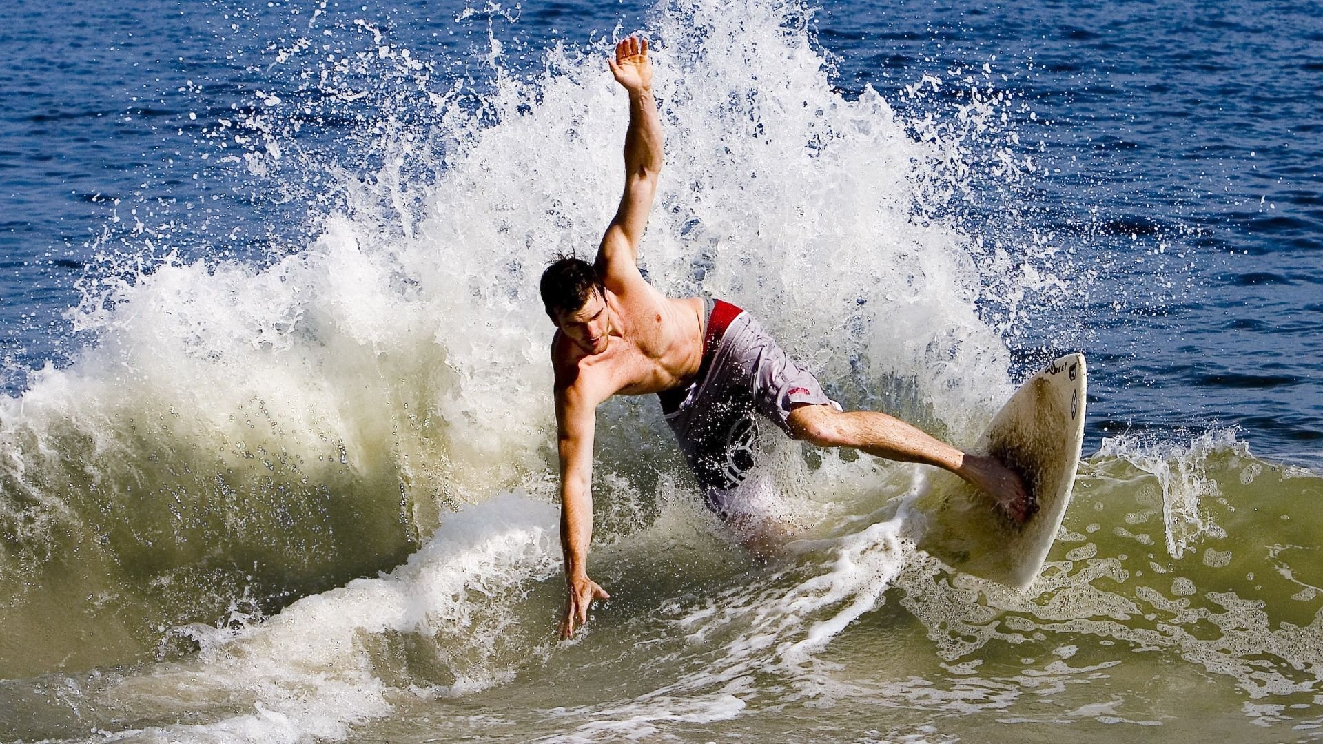 2024年NBA全明星赛星光璀璨 东部逆转西部创收视新高